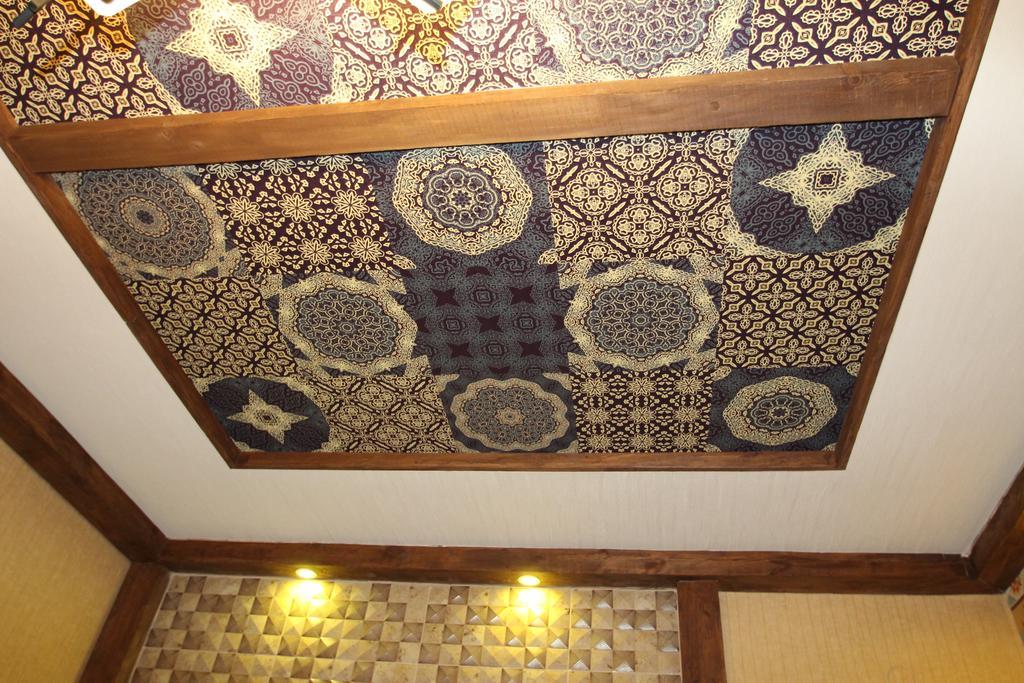 Delphin Guest House 비슈케크 외부 사진